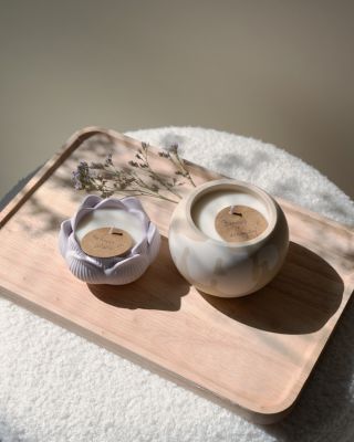 Všetky sviečky nájdete na mojom eshope: www.sviecka.net Za fotku ďakujem @lenz_studio_sk #homedecor #candle #present...